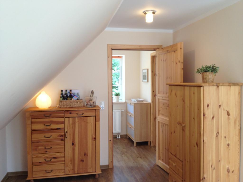Haus Stoertebeker Appartements - Hotel Garni, Seebad Lubmin Habitación foto